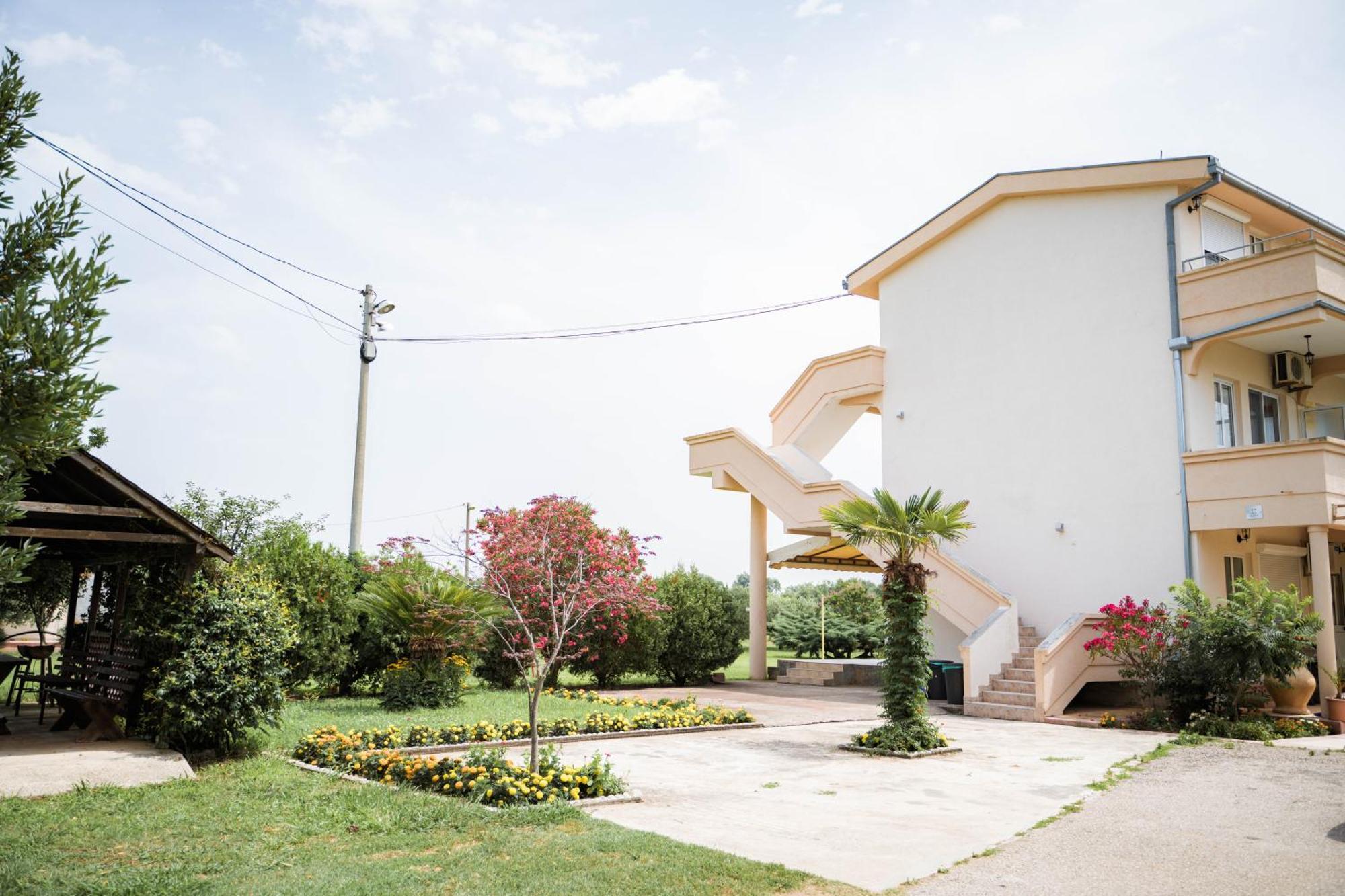 Apartments Rudaj Ulcinj Exterior foto